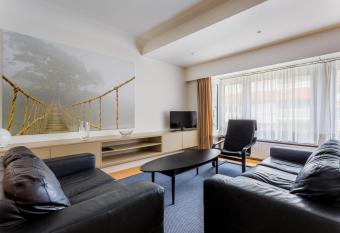 Residentie Sweetnest met hotelservice    la carte has Balcony rooms