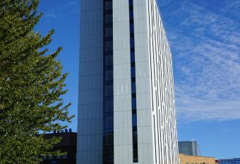 Pingvinhotellet UNN Troms   allows 18 year olds to book a room