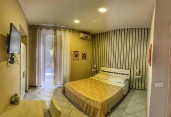 B&B 248 allows 18 year olds to book a room