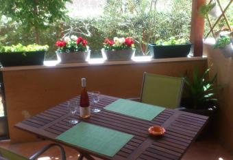 Apartment Ivan has Balcony rooms