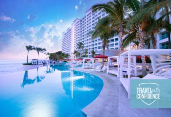 Hilton Vallarta Riviera All-Inclusive Resort,Puerto Vallarta allows 18 year olds to book a room