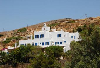 Country House Apartments has Balcony rooms