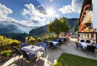 Bed&Breakfast Lausegger has Balcony rooms