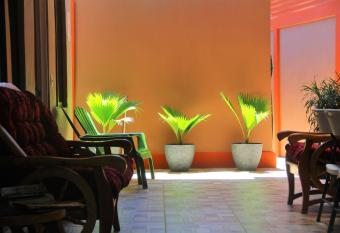 Apartamentos Mansi  n Tropical allows 18 year olds to book a room