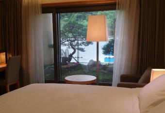 Pinegrove Hotel allows 18 year olds to book a room