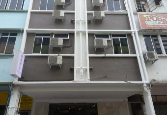 Kuok Pin Hotel has Smoking rooms