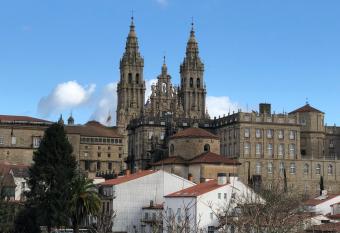 Hostal Costa Azul allows 18 year olds to book a room