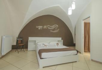 Le Suite del Dormiglione has Balcony rooms