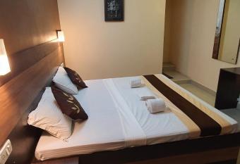 S4 Residency allows 18 year olds to book a room