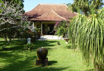 Rumah Kita Villa/hotel has Balcony rooms