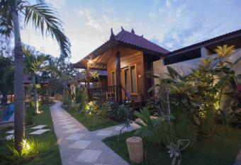 Amora Hut s allows 18 year olds to book a room