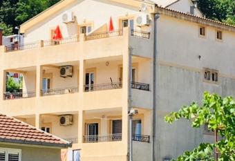 Apartments Manojlovic has Balcony rooms