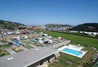 Camping & Bungalows Zumaia has Balcony rooms