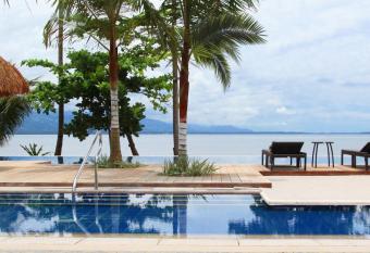 Hijo Resorts Davao has Balcony rooms