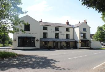 The Frocester allows 18 year olds to book a room