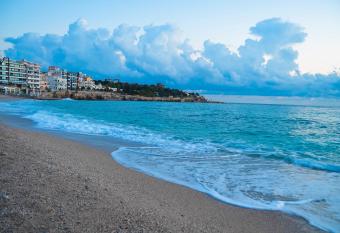 Guest House Dena has Balcony rooms