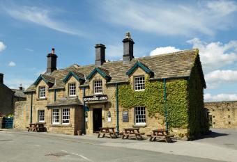 Devonshire Arms at Pilsley - Chatsworth allows 18 year olds to book a room