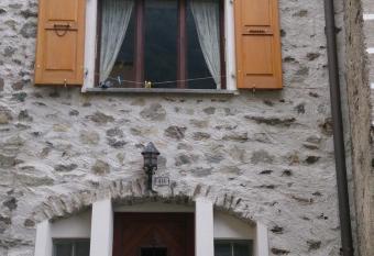 Al Piazzo 414 has Smoking rooms