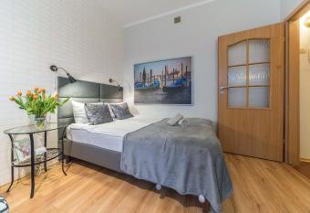 Apartamenty Przytulne z balkonem, 150m od dworca Gda  sk G    wny has Balcony rooms