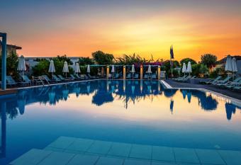 Nissia Kamares has Balcony rooms