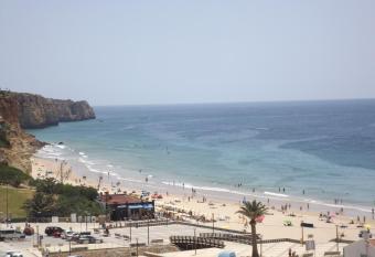 Casas da Barroca has Balcony rooms