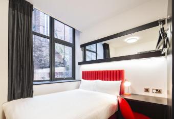 Tune Hotel Liverpool allows 18 year olds to book a room