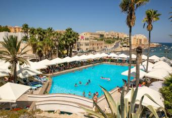 Beach Garden Hotel allows 18 year olds to book a room