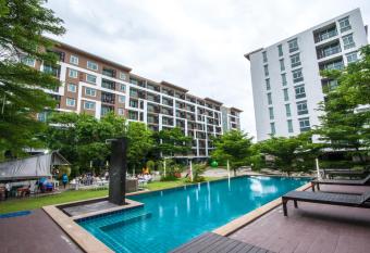 NY City Resort And Spa has Balcony rooms