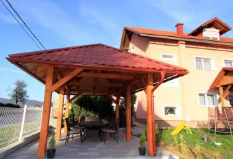 Guesthouse Viktorija Flat has Balcony rooms