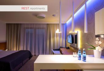 Rest Apartments allows 18 year olds to book a room
