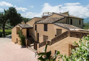 Masseria del Vino has Balcony rooms