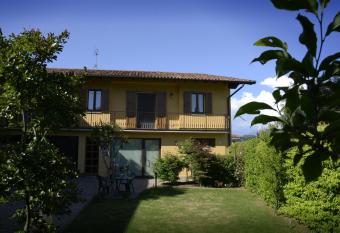 Casa Vacanze Doralice has Balcony rooms