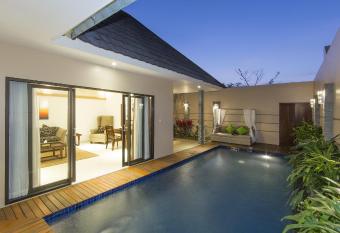 Flamingo Dewata Pool Villa Uluwatu has Balcony rooms