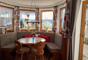 Appartement Sybille by NV-Appartements has Balcony rooms