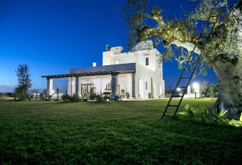 TENUTAYALA - Residenza Agrituristica has Balcony rooms