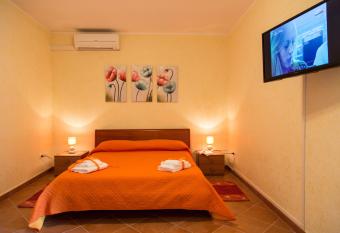 Le Stanze del Re has Balcony rooms