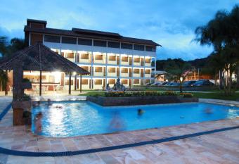 Bartholo Plaza Hotel allows 18 year olds to book a room