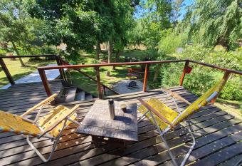 Caba  a Sol de Medianoche Delta Tigre has Balcony rooms