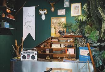 Very Hotel allows 18 year olds to book a room