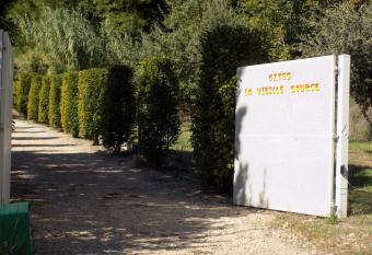 Apartments La Vieille Source has Balcony rooms
