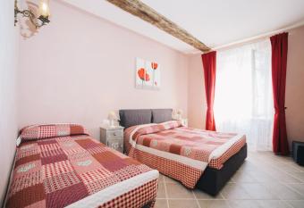 Le Dimore di Diana has Balcony rooms