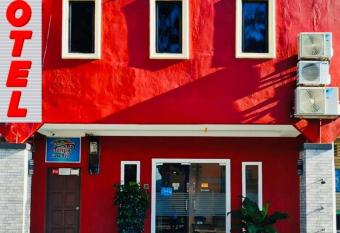 Hotel Casa Reo allows 18 year olds to book a room