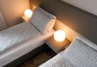 B&B Raffaello a Mare has Balcony rooms