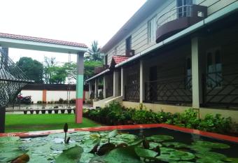 Lotus The Cottages has Balcony rooms