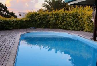 Villa U upa allows 18 year olds to book a room