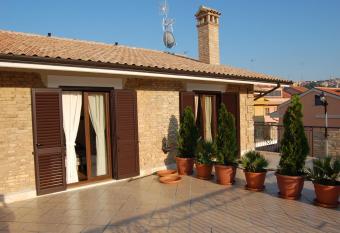 Piccolo Marte has Balcony rooms