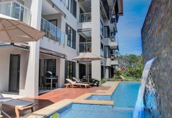 The Palms Denarau Fiji has Balcony rooms