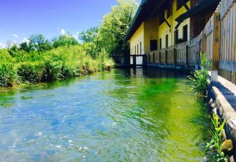 Agriturismo Helianthus has Balcony rooms