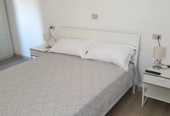 Hotel Mirafiori allows 18 year olds to book a room