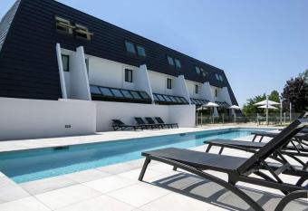 Ibis Styles Toulouse Lab  ge has Balcony rooms